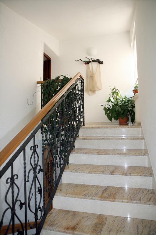 Maletic Apartma Kastela