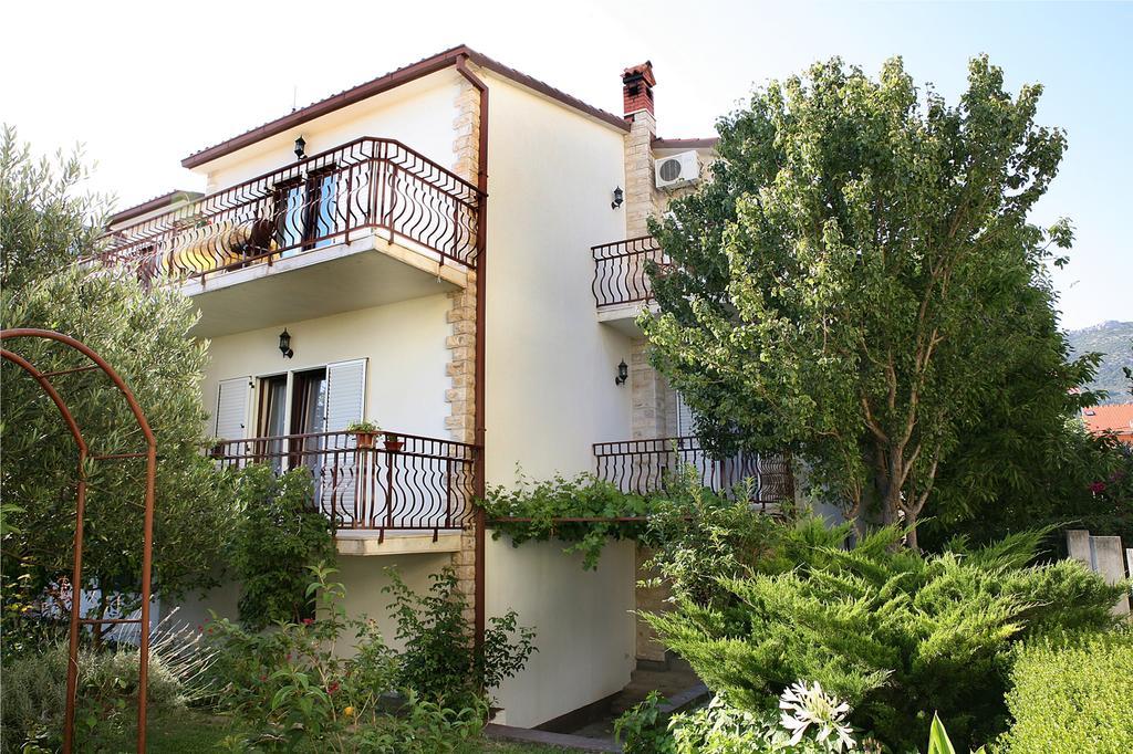 Maletic Apartma Kastela